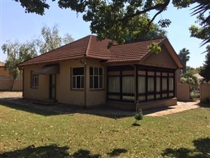 7 Bed House in Riviera