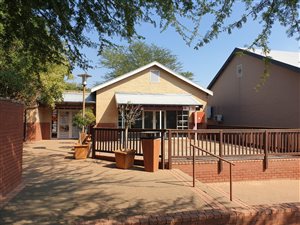 119 m² Commercial space in Menlo Park