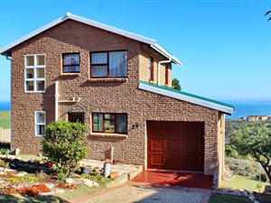 2 Bed House in Dana Bay
