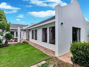 3 Bed House in Lonehill