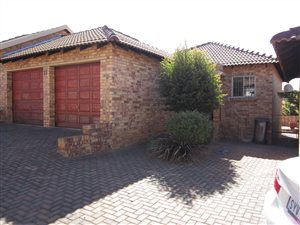 2 Bed Townhouse in Willowbrook