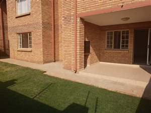 2 Bed Apartment in Paramount Estate