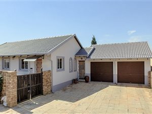 3 Bedroom Townhouse in Thatchfield
