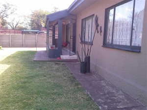 4 Bed House in Vanderbijlpark CW5