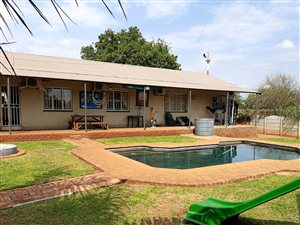 4 Bed House in Malelane