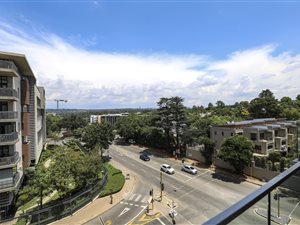 Studio apartment in Melrose Arch