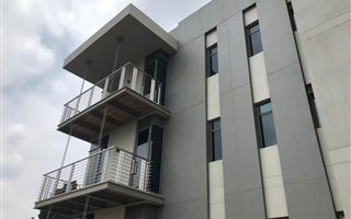 160 m² Commercial space in Bedfordview