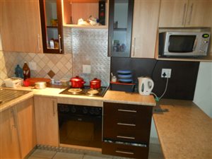 2 Bed Apartment in Vanderbijlpark Central