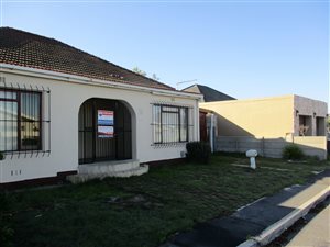 3 Bed House in Churchill Estate