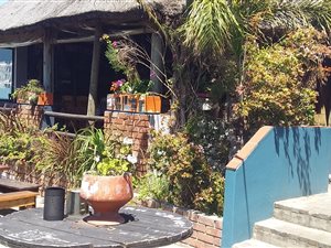 1400 m² Commercial space in Newton Park