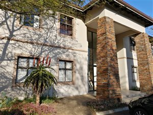 117 m² Commercial space in Kloof