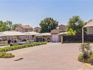 2 Bed Townhouse in Douglasdale