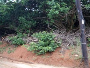1417 m² Land available in La Mercy