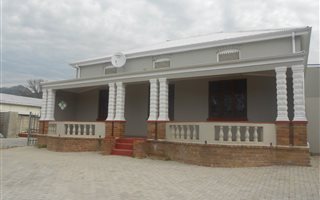 69 m² Office Space in Northern Paarl