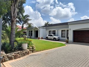 5 Bed House in Airfield