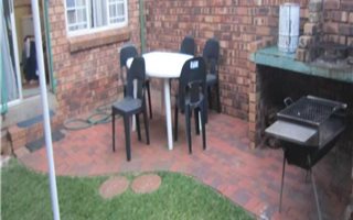 2 Bedroom Duplex in Weavind Park