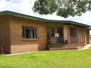 8.5 ha Farm in Leeukuil AH