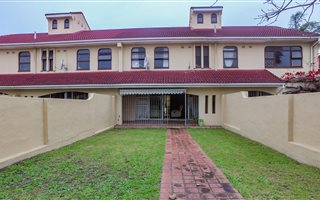 3 Bedroom Townhouse in Beacon Bay