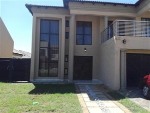 4 Bedroom House in Heatherview