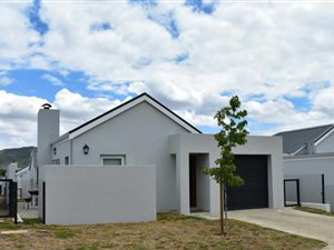 3 Bed House in Paarl