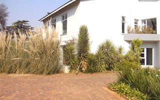 3 Bedroom House in Bryanston