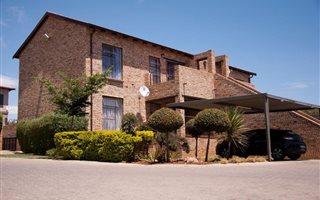 2 Bedroom Apartment in Willowbrook