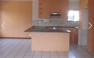 3 Bedroom Townhouse in Edenglen