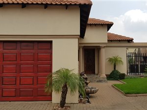 3 Bed Townhouse in Modelpark