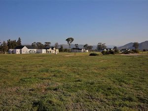 617 m² Land available in Robertson