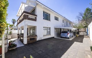 5 Bedroom House in Lenasia