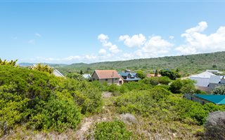 680 m² Land available in Cola Beach