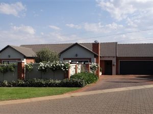 3 Bed House in Midstream Hill