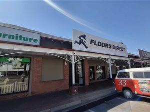 382 m² Retail Space in New Redruth