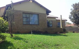 5 Bedroom House in Signal Hill
