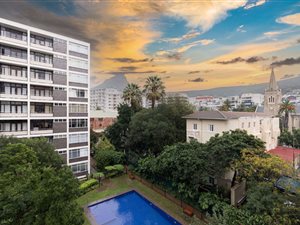 2 Bed Apartment in City Bowl