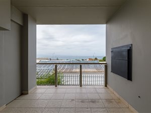 2 Bed Apartment in Da Nova