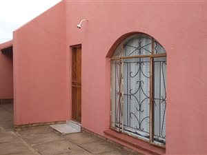3 Bed House in Mabopane