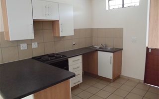 2 Bedroom Flat in Die Wilgers