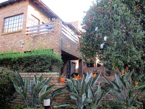 2 Bed Townhouse in Bedfordview