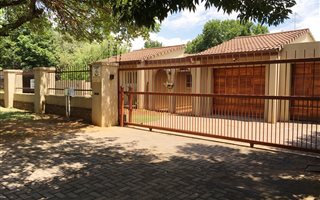 3 Bedroom House in Vaalpark