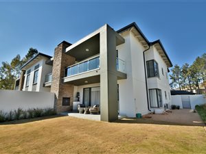 3 Bed Apartment in Eye of Africa