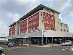 126 m² Commercial space in New Town Centre