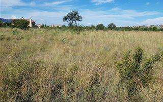 1225 m² Land available in La Camargue