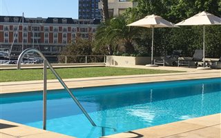 2 Bedroom Apartment in Waterfront