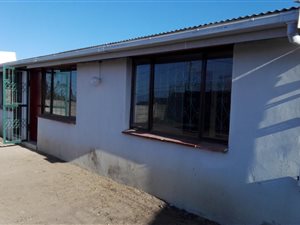 Bachelor apartment in Silverglen