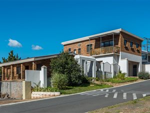 3 Bed House in Jamestown