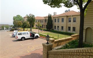 1256 m² Office Space in Bryanston