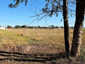 1.4 ha Land available in Zesfontein AH
