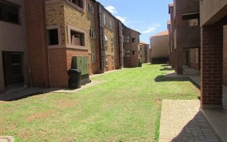 2 Bedroom Flat in Lephalale (Ellisras)