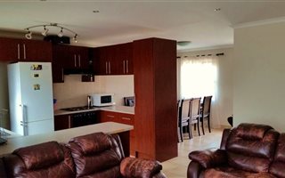 3 Bedroom Townhouse in Shellyvale